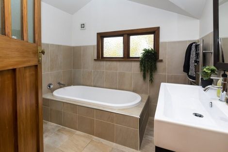 Photo of property in 36 Leinster Road, Merivale, Christchurch, 8014