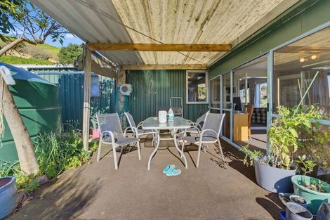 Photo of property in 63 Porter Road, Paparoa, 0571