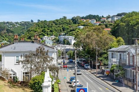 Photo of property in Winslow Apartments, 5/2 Ohiro Road, Aro Valley, Wellington, 6021