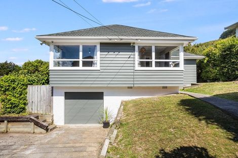 Photo of property in 75 Larsen Crescent, Tawa, Wellington, 5028