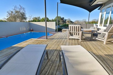 Photo of property in 16 Kopanga Road, Havelock North, 4130