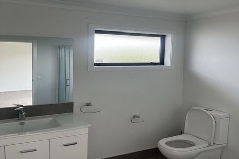 Photo of property in 151b Bartholomew Road, Levin, 5510