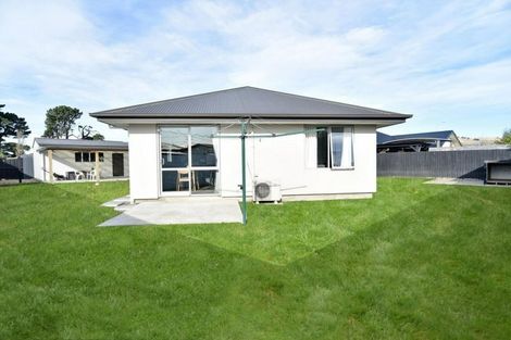 Photo of property in 35a Bayswater Crescent, Bromley, Christchurch, 8062