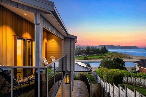 Photo of property in 57 Rosario Crescent, Red Beach, 0932