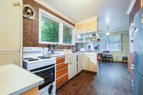 Photo of property in 98 Wharf Road, Te Atatu Peninsula, Auckland, 0610