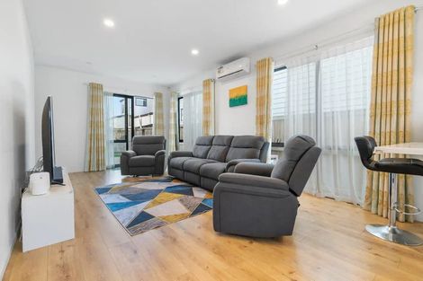 Photo of property in 3 Tumu Road, Papakura, 2110