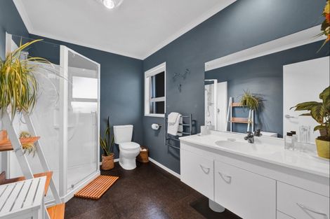 Photo of property in 265 Tai Road, Opunake, 4681