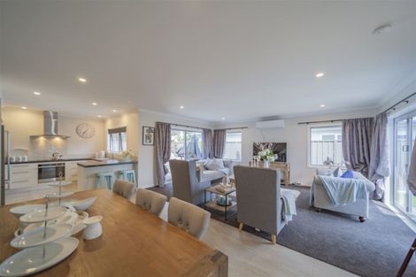 Photo of property in 43 Waimakariri Drive, Te Awa, Napier, 4110