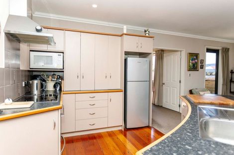 Photo of property in 35 Mcphee Street, Dannevirke, 4930