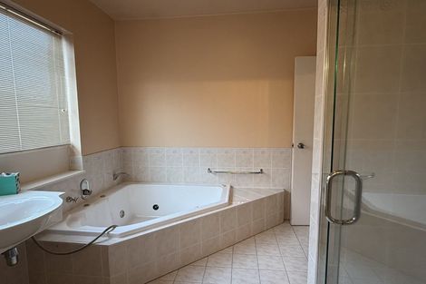 Photo of property in 64 Hamilton Avenue, Ilam, Christchurch, 8041
