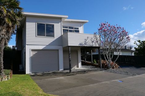Photo of property in 52a Martin Road, Paraparaumu Beach, Paraparaumu, 5032