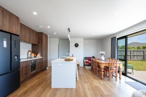 Photo of property in 44 George Fyfe Way, Wakefield, 7025