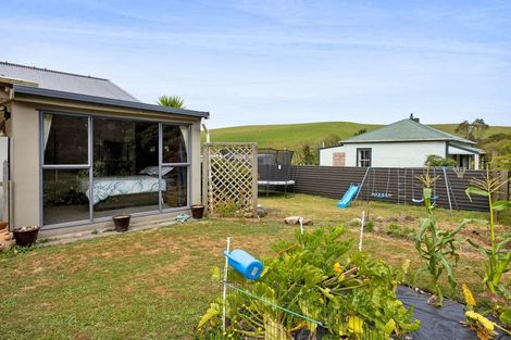 Photo of property in 221 Bridge Street, Eltham, 4322