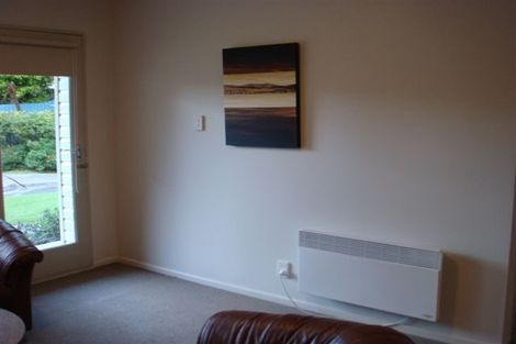 Photo of property in 1/49 Maungaraki Road, Korokoro, Lower Hutt, 5012