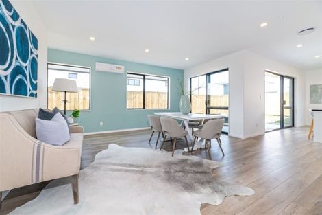 Photo of property in 5 Greenfinch Road, Hobsonville, Auckland, 0616