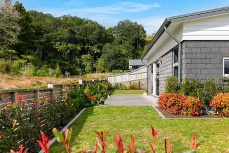 Photo of property in 29 Rochfort Crescent, Pyes Pa, Tauranga, 3112