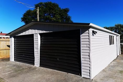 Photo of property in 80 Caravelle Close, Mangere, Auckland, 2022