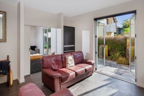 Photo of property in 1 Medbury Terrace, Fendalton, Christchurch, 8041