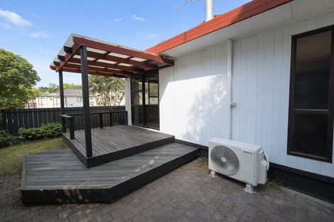 Photo of property in 25 Matipo Crescent, Pukete, Hamilton, 3200