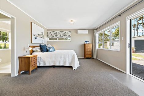 Photo of property in 286 Muriwai Valley Road, Muriwai, Waimauku, 0881