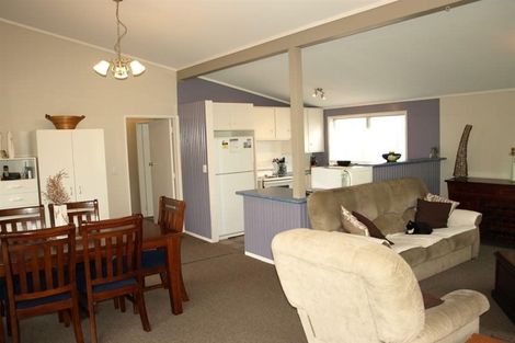 Photo of property in 105b Avenue Road, Otahuhu, Auckland, 1062