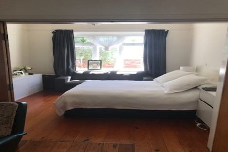 Photo of property in 55 Scarborough Terrace, Mount Victoria, Wellington, 6011