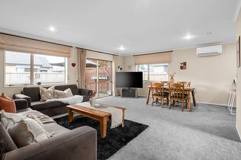 Photo of property in 10 Kirk Close, Rototuna, Hamilton, 3210