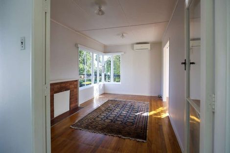 Photo of property in 10 Tainui Street, Welbourn, New Plymouth, 4312