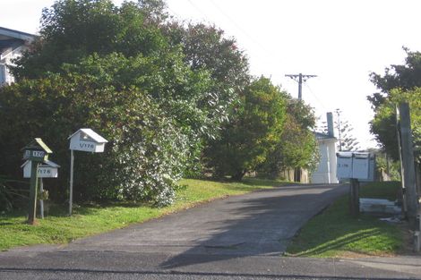 Photo of property in 4/178 Chivalry Road, Glenfield, Auckland, 0629