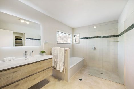 Photo of property in 18 Landscape Road, Mount Eden, Auckland, 1024