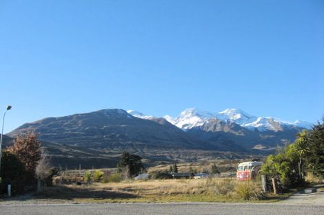 Photo of property in 24 Forbes Place, Glenorchy, 9372