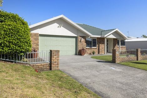 Photo of property in 23a Tui Street, Mount Maunganui, 3116