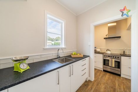 Photo of property in 30 Mitchell Street, Epuni, Lower Hutt, 5011