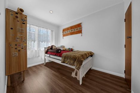 Photo of property in 3/1 Ribblesdale Road, Henderson, Auckland, 0612