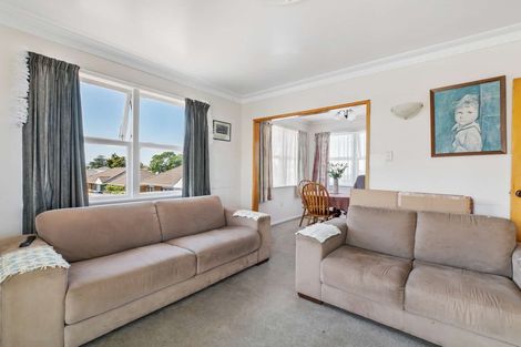 Photo of property in 11 Domain Road, Weymouth, Auckland, 2103
