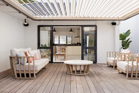 Photo of property in 16 Palm Beach Boulevard, Papamoa Beach, Papamoa, 3118