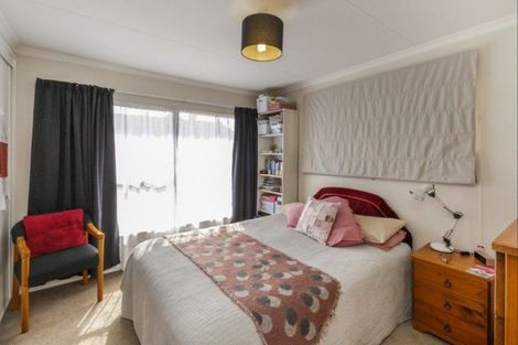 Photo of property in 11 Sandstrom Grove, Feilding, 4702