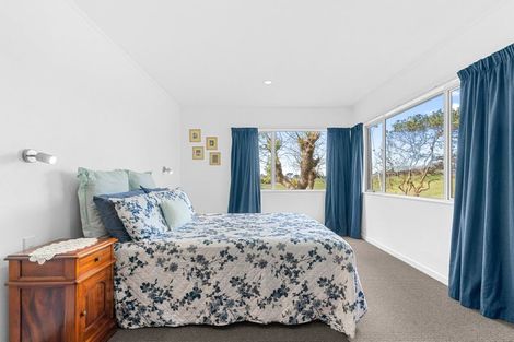 Photo of property in 115 Addison Road, Pataua South, Onerahi, 0192