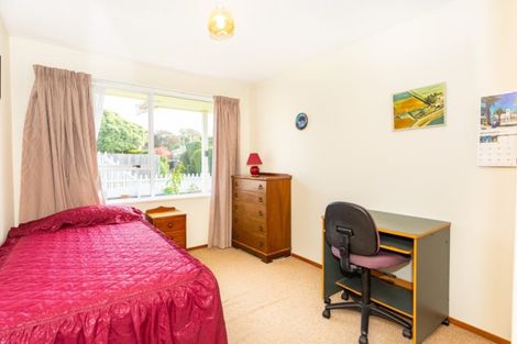 Photo of property in 2/18 Lincoln Road, Hillmorton, Christchurch, 8024