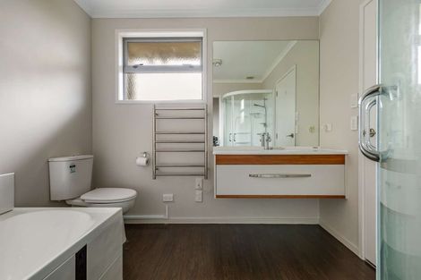 Photo of property in 3/18 Victoria Avenue, Whakatane, 3120