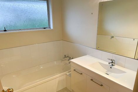 Photo of property in 38 Sayers Crescent, Ilam, Christchurch, 8041