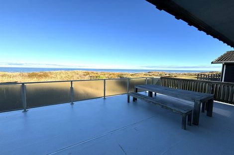 Photo of property in 22a Marine Parade South, Foxton Beach, Foxton, 4815