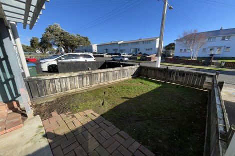 Photo of property in 27-33 Cheshire Street, Cannons Creek, Porirua, 5024