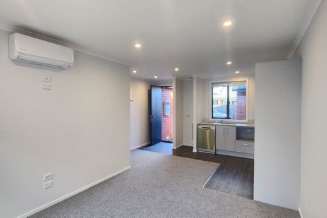 Photo of property in 2/165 Knighton Road, Hillcrest, Hamilton, 3216