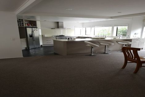 Photo of property in 62 Newhaven Terrace, Mairangi Bay, Auckland, 0630