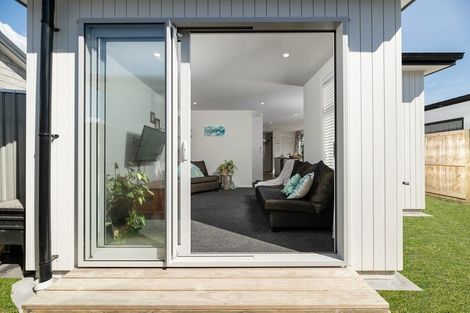 Photo of property in 6 Foley Grove, Pyes Pa, Tauranga, 3110