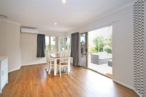 Photo of property in 36 Mcleod Place, Papamoa Beach, Papamoa, 3118