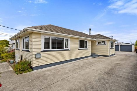 Photo of property in 71 Hargood Street, Woolston, Christchurch, 8062