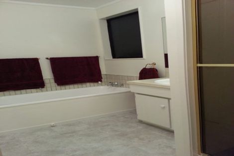 Photo of property in 2/170 Gowing Drive, Meadowbank, Auckland, 1072