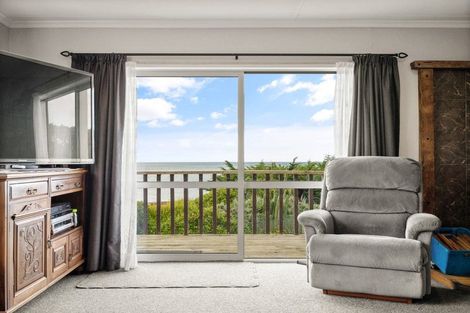 Photo of property in 156 Shag Point Road, Shag Point, Palmerston, 9482